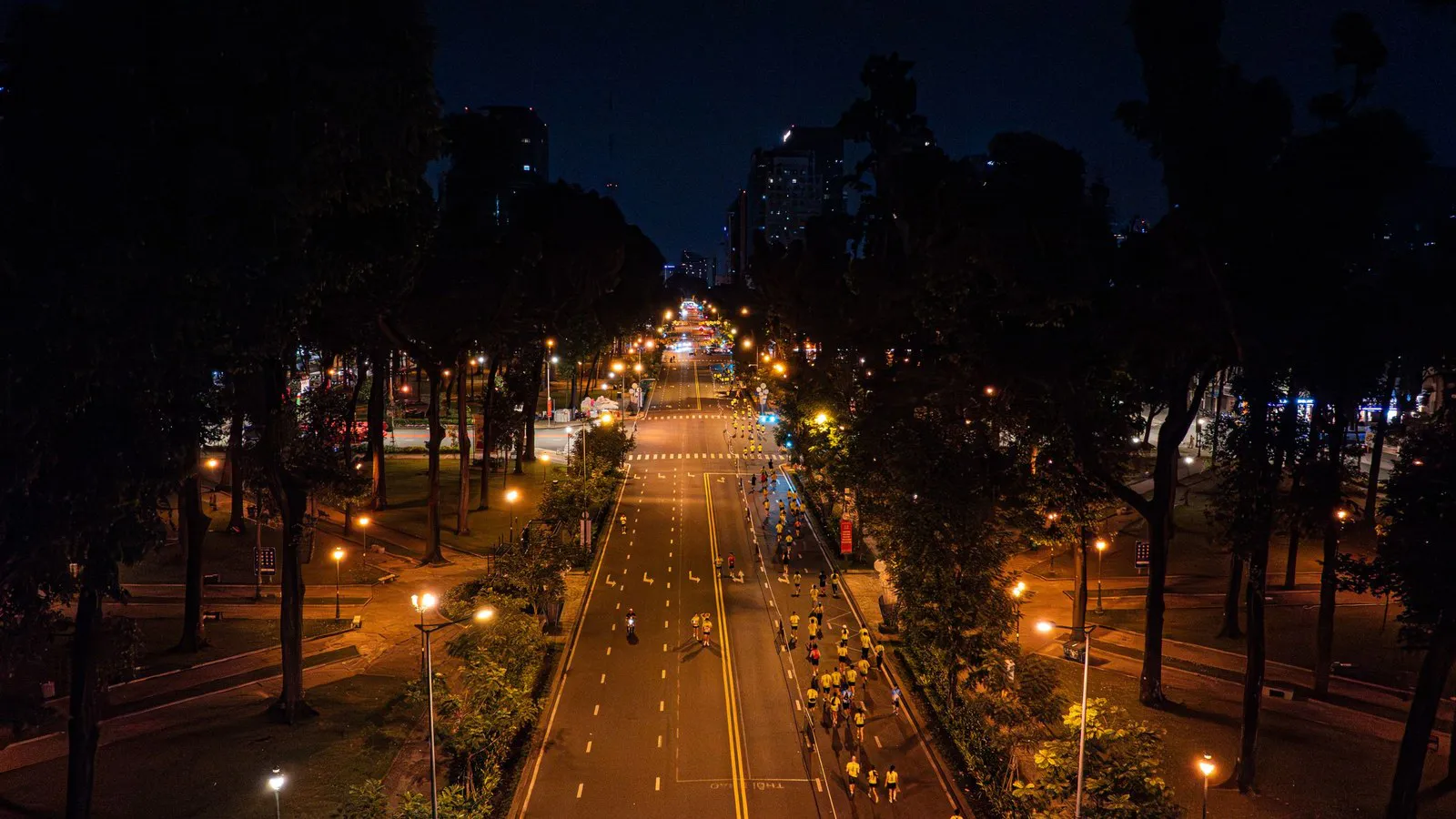 Largada depois do escurecer: o que o amador sente (e conta) numa Night Run