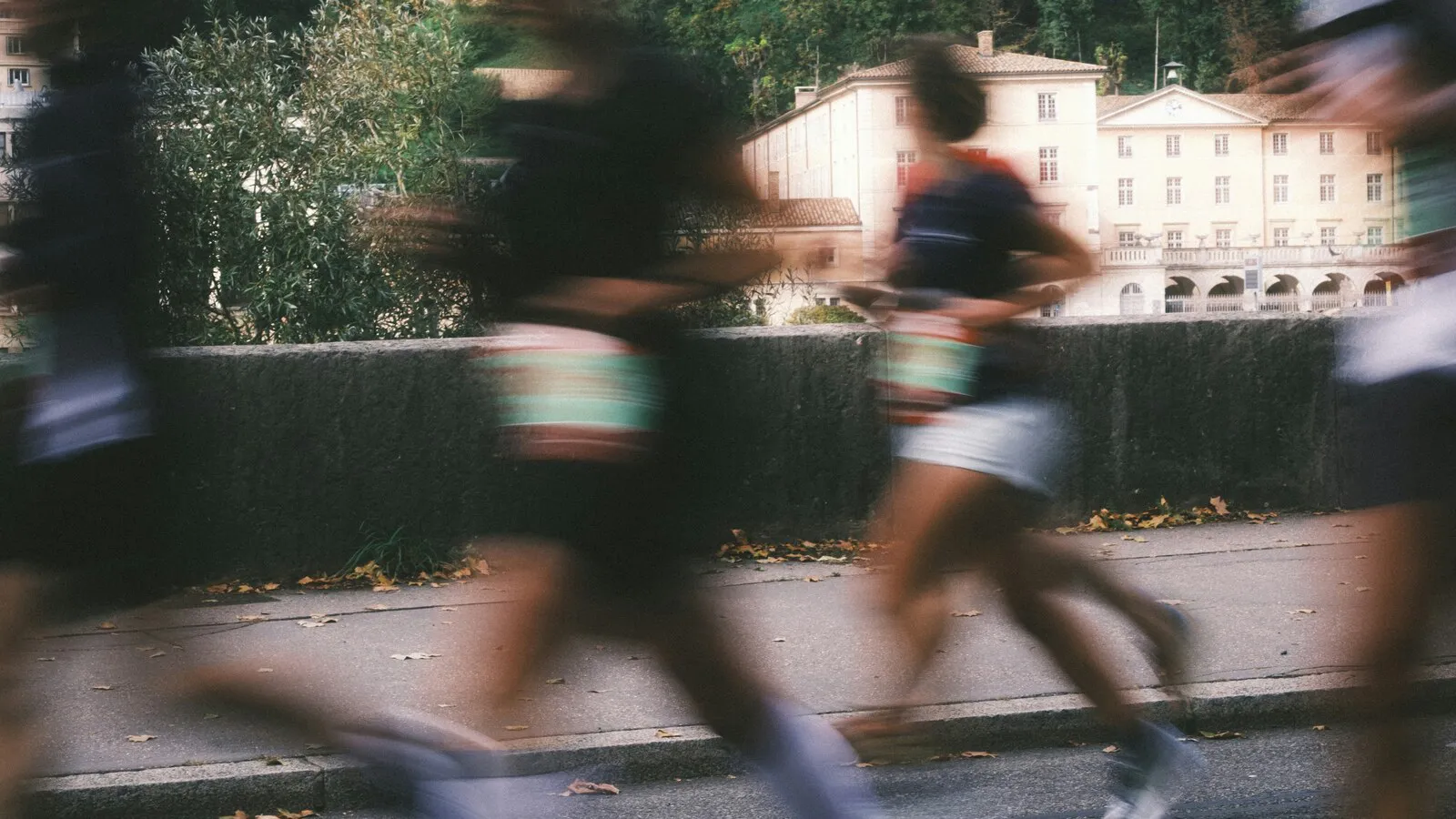 Feriadão de 11 e 12/10: dá para correr duas provas seguidas? Quando emendar e quando escolher uma